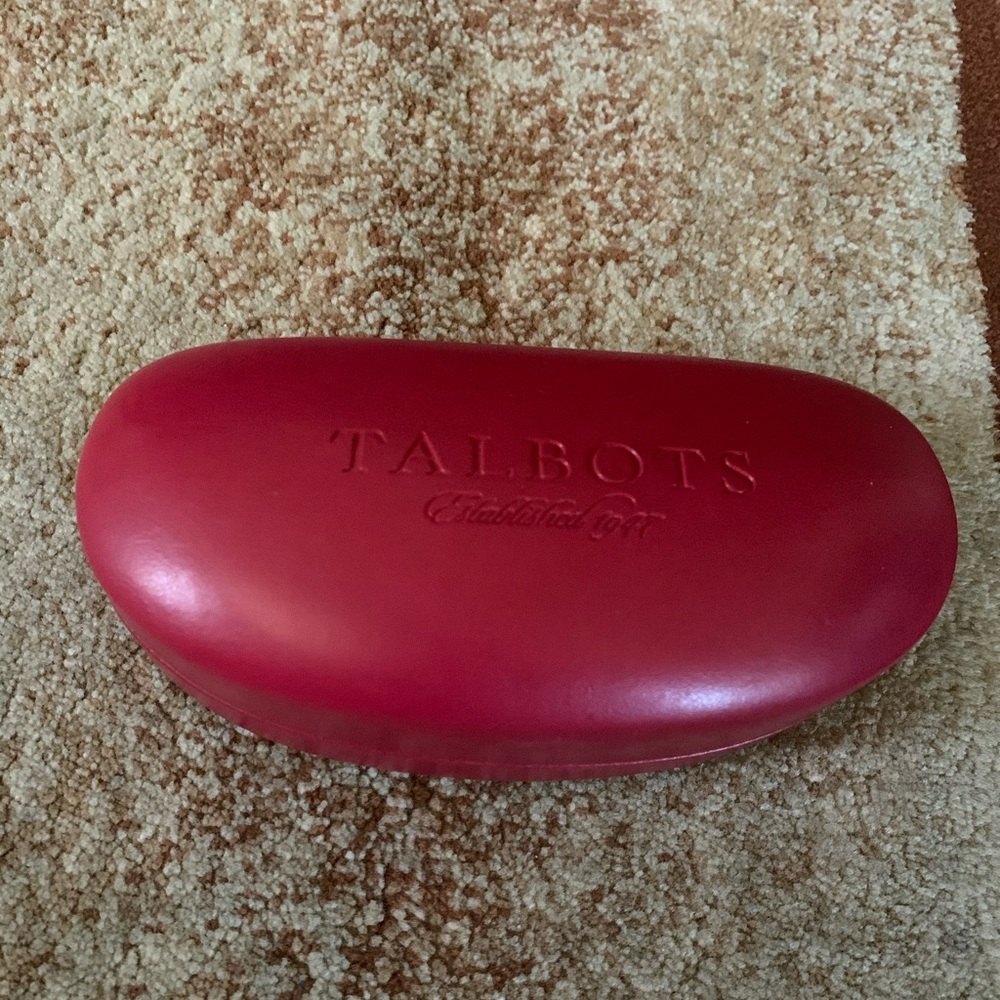 NWOT Genuine Talbots Red Hard Clam Shell Sunglasses Eye Wear Case